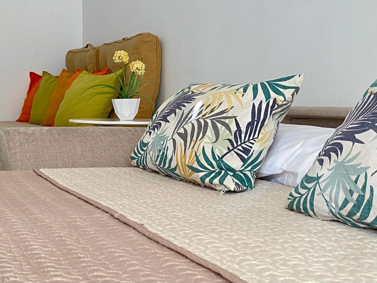 Appartement Studio With Access To The Garden. Open Pool. Beach Very Close. Wifi & Netflix Free à Benalmádena Extérieur photo