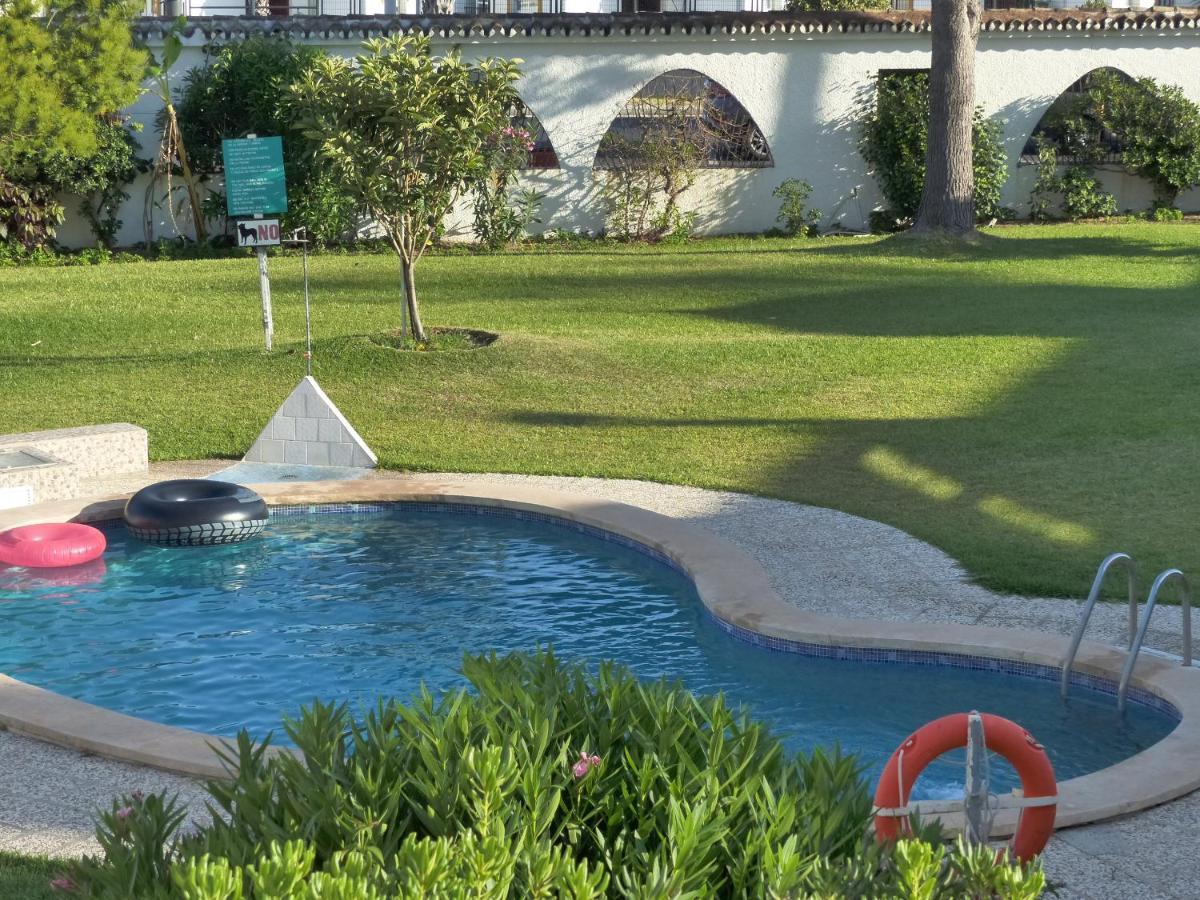 Appartement Studio With Access To The Garden. Open Pool. Beach Very Close. Wifi & Netflix Free à Benalmádena Extérieur photo